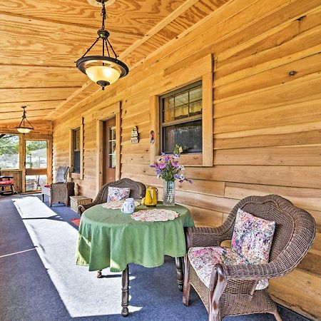 Honey House Cabin - A Quiet Countryside Retreat! Nappanee Eksteriør billede